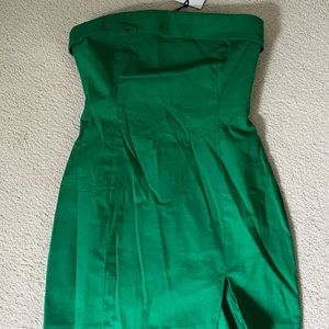 Green strapless dress